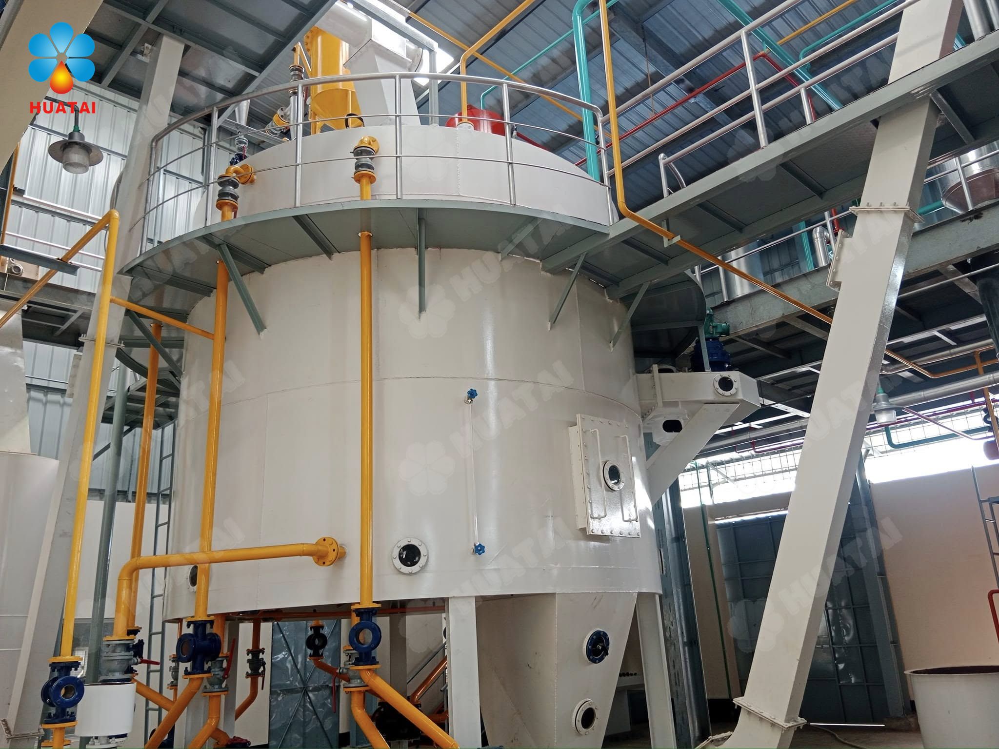 What Machines Are Used to Extract Soybean Oil?